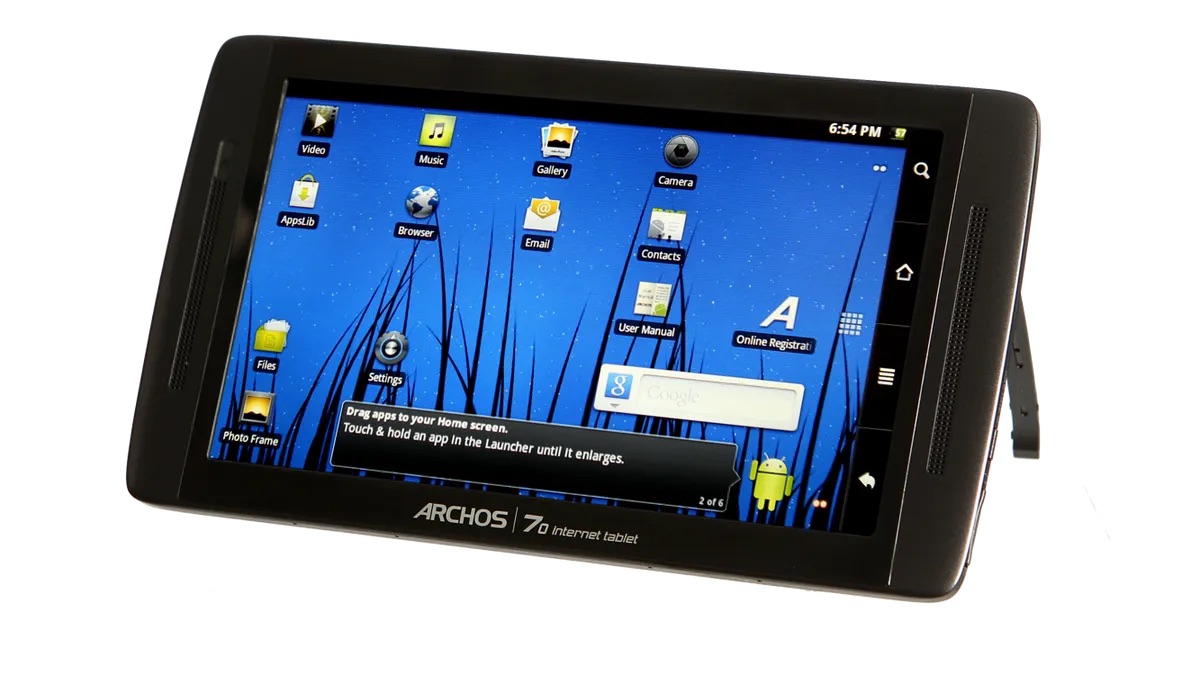 archos-now-shipping-4-3-and-7-inch-android-mobile-phones
