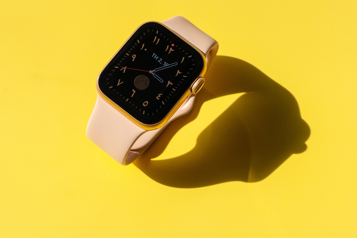 do-i-need-cellular-on-my-apple-watch-it-depends-2023