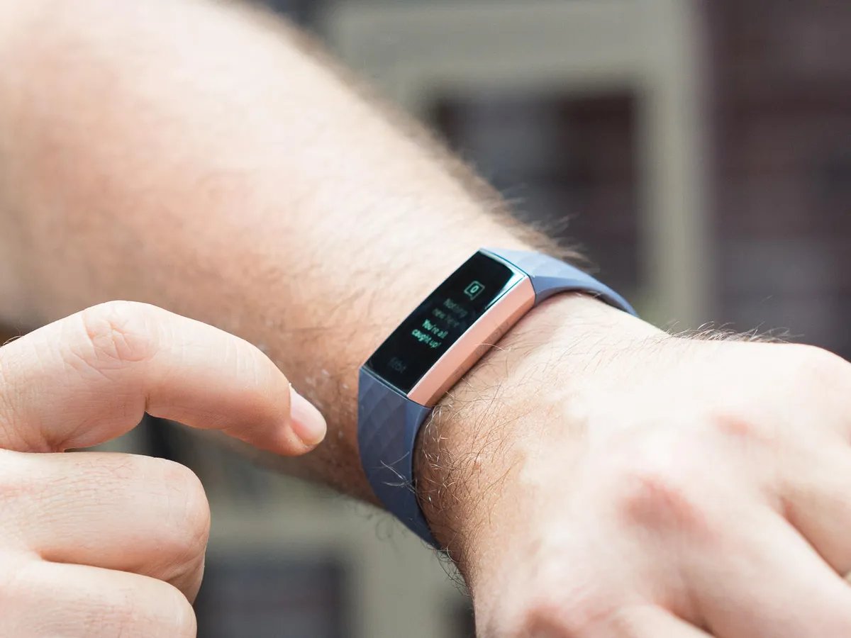 fitbit-charge-4-not-displaying-when-turning-wrist