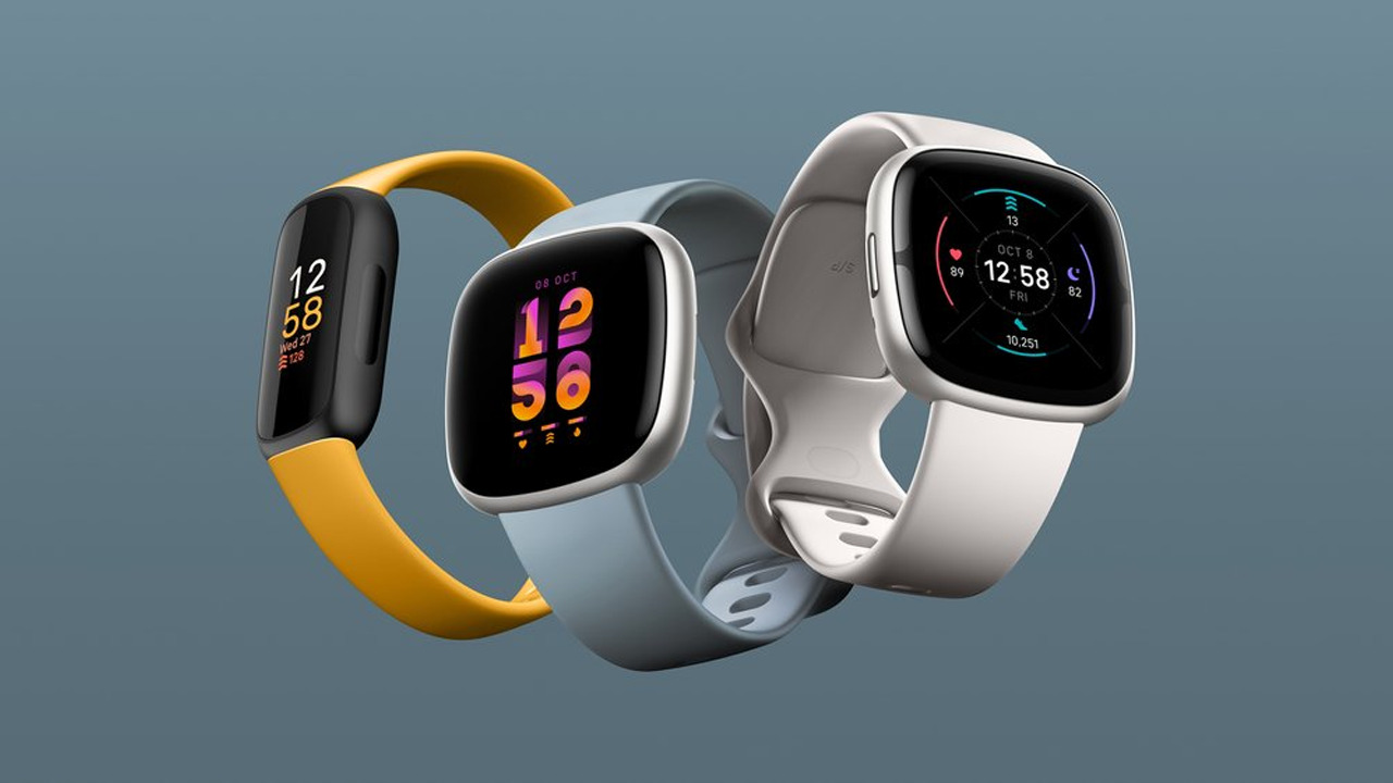 fitbit-unveils-its-long-awaited-smartwatch-to-take-on-apple-and-google