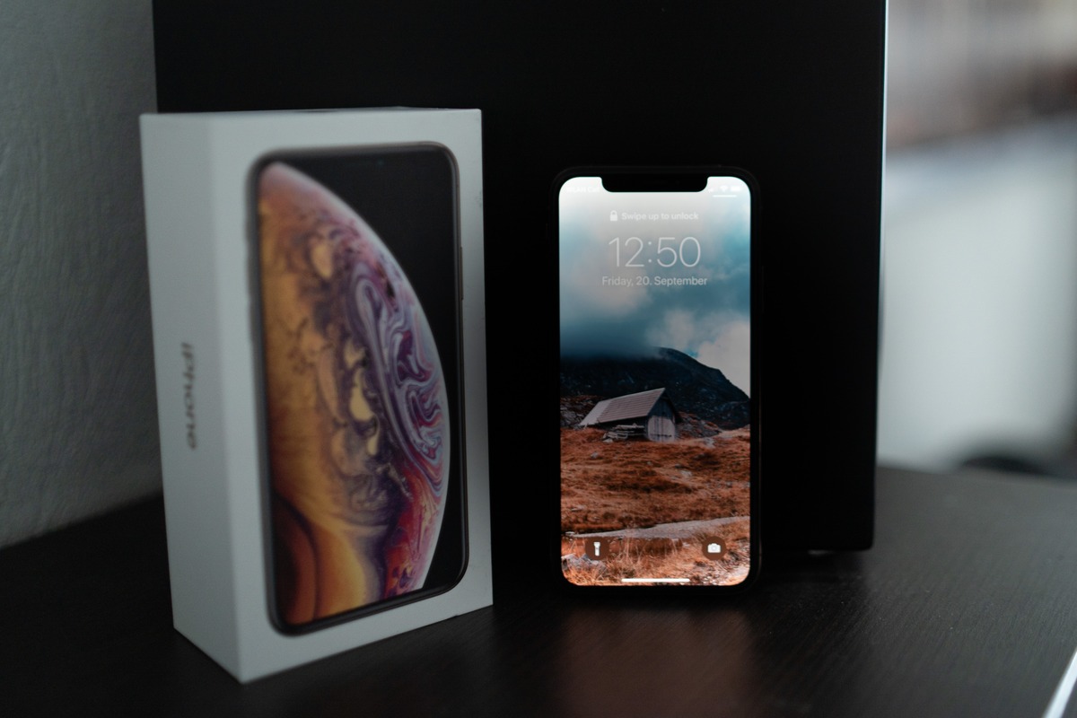hands-on-with-the-iphone-xs-max-why-you-wont-want-to-put-it-down