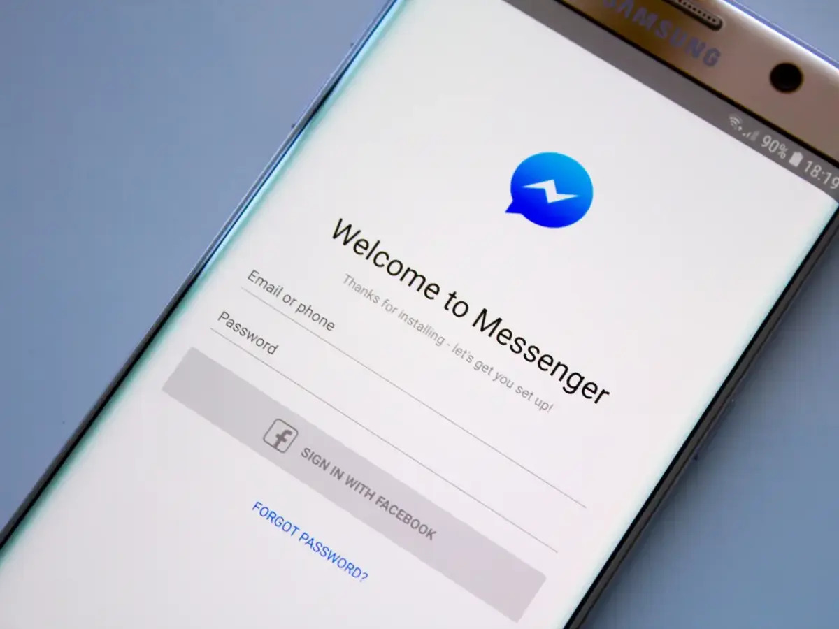 heres-everything-you-can-do-with-m-in-facebook-messenger
