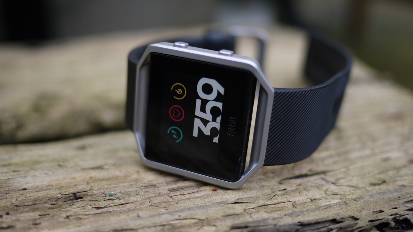 how-do-i-charge-the-fitbit-blaze