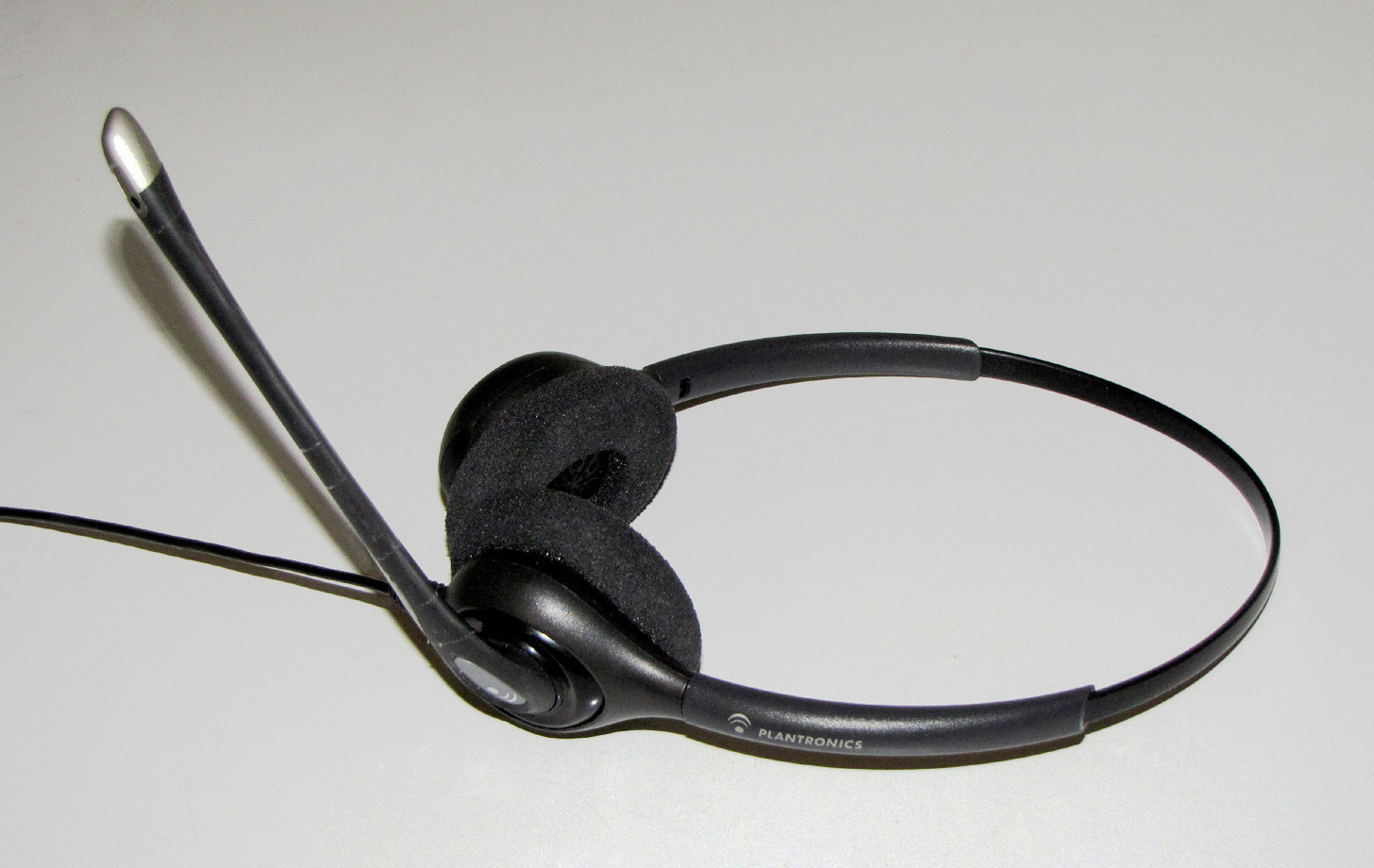 how-do-i-pair-my-plantronics-headset