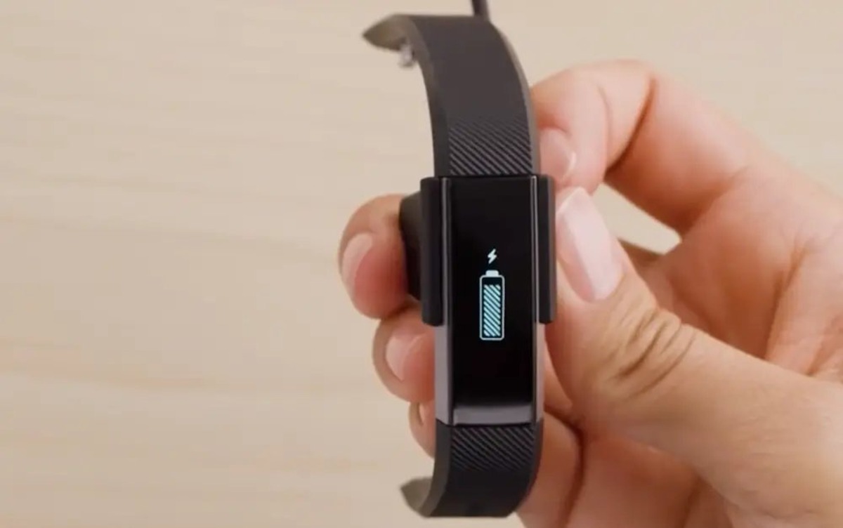 how-do-you-charge-fitbit-alta