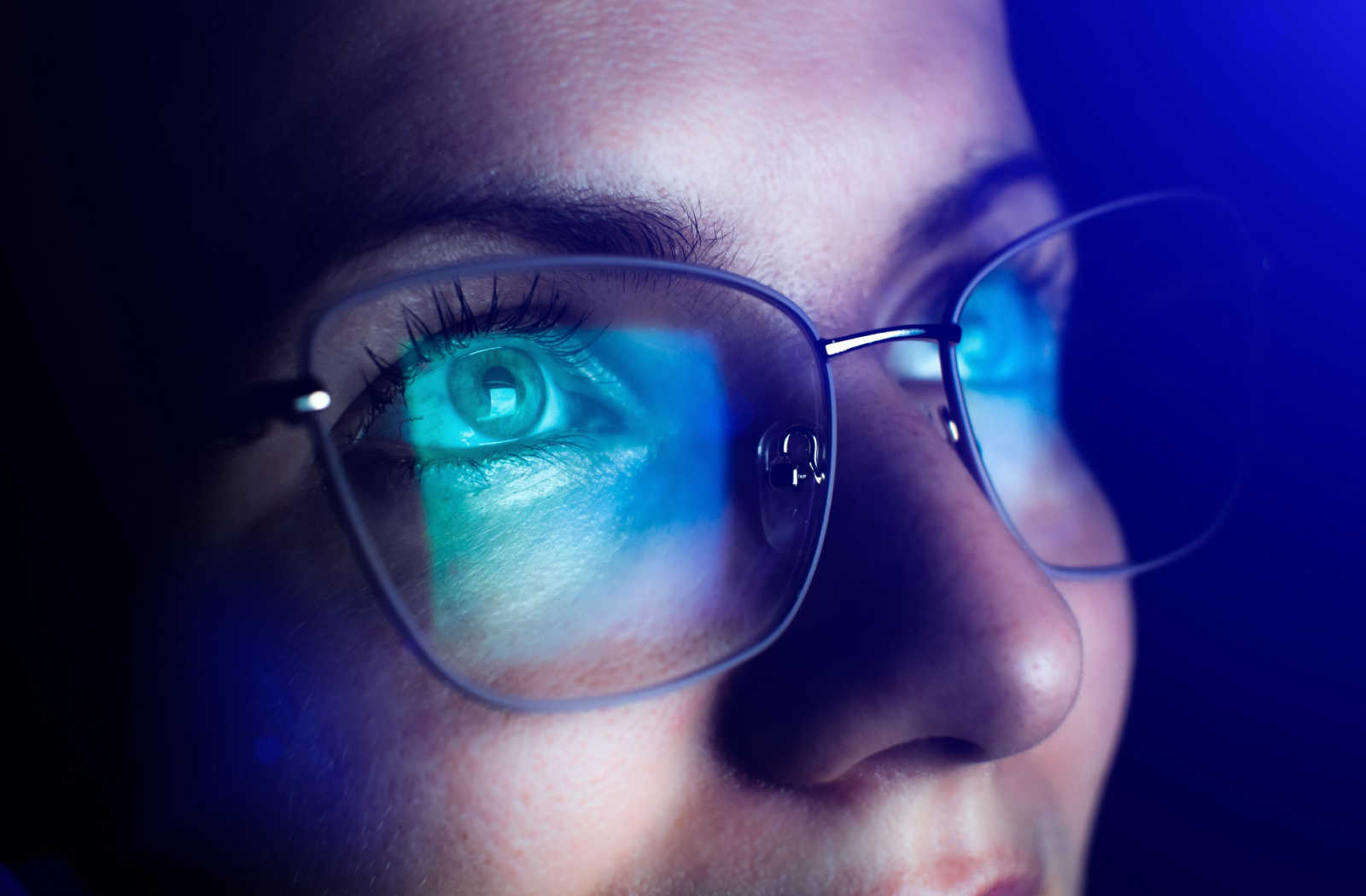 how-long-can-you-wear-blue-light-glasses