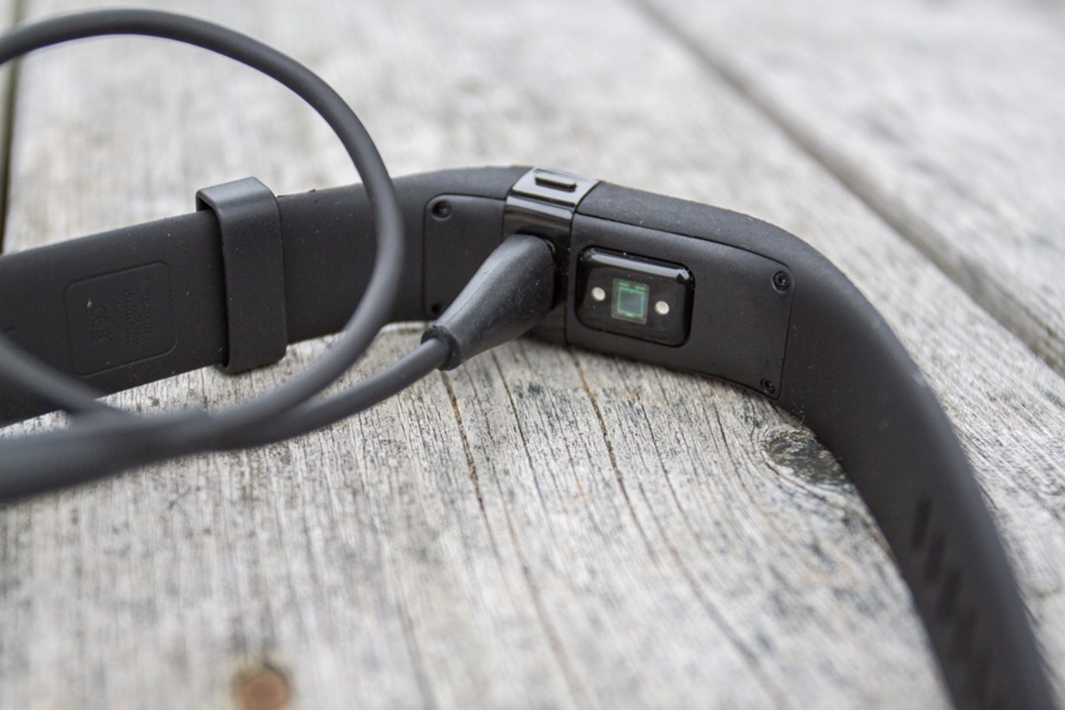 how-long-does-a-fitbit-charge-hr-take-to-charge
