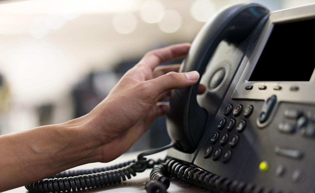 how-to-access-cell-phone-voicemail-from-landline