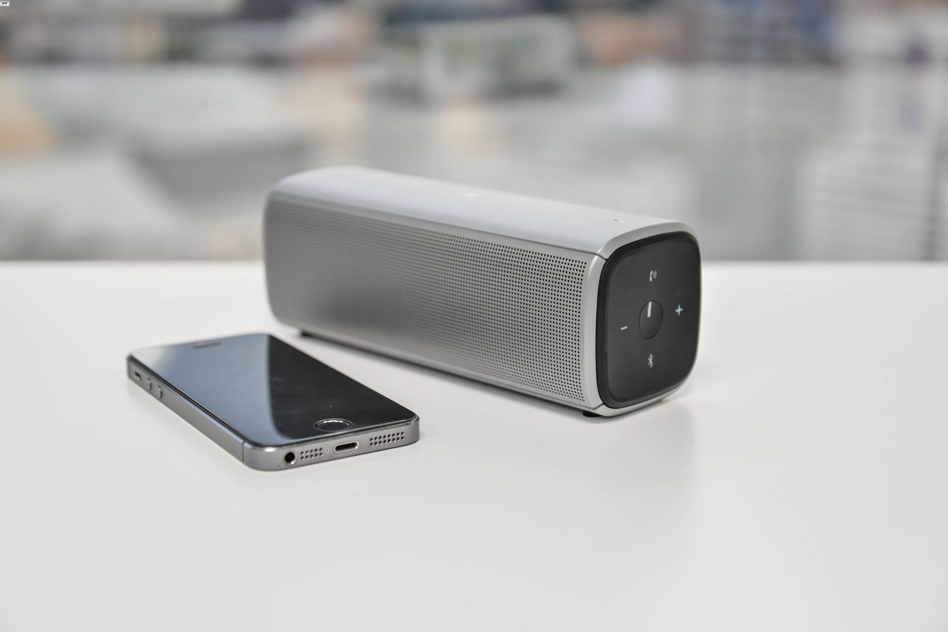 how-to-connect-phone-to-speaker-without-bluetooth