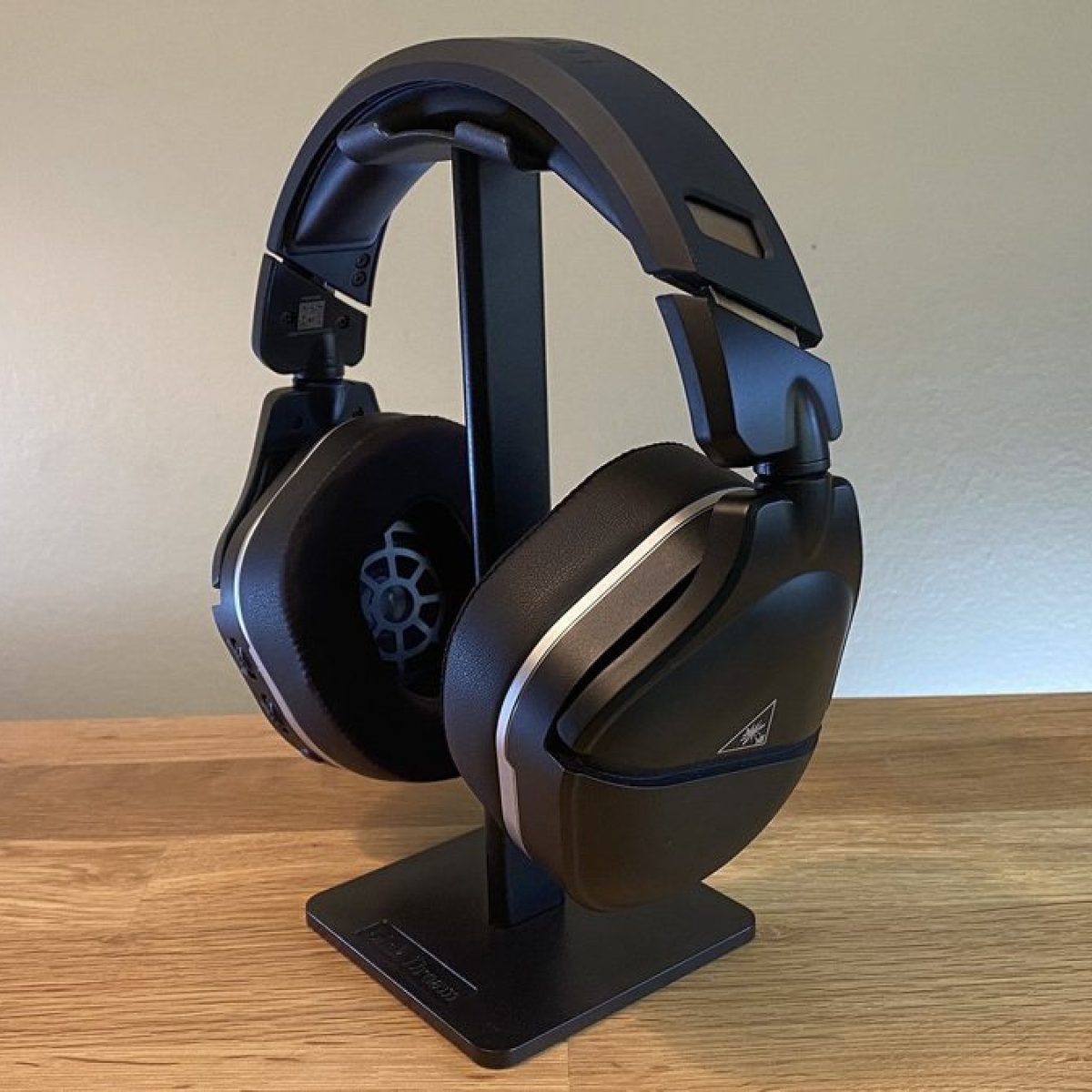 How to pair turtle beach stealth 2024 600 to phone