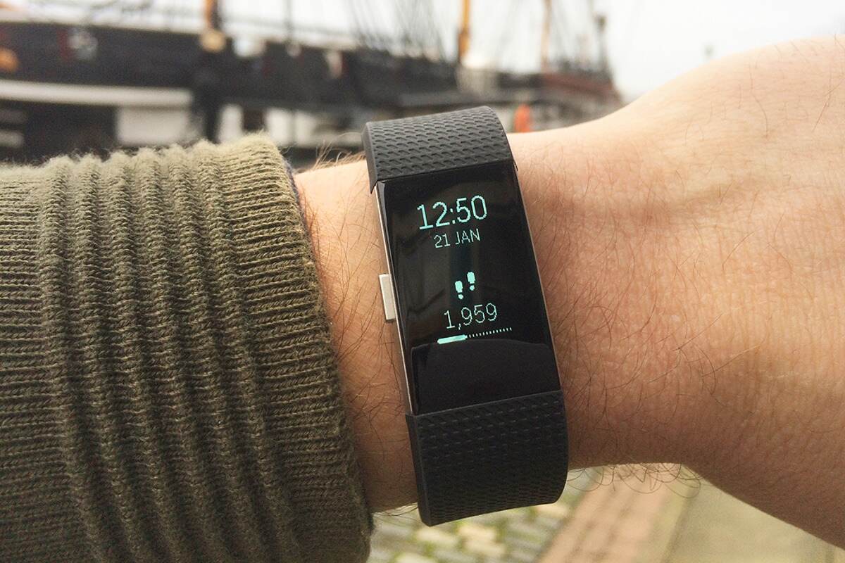 how-to-get-fitbit-to-show-time