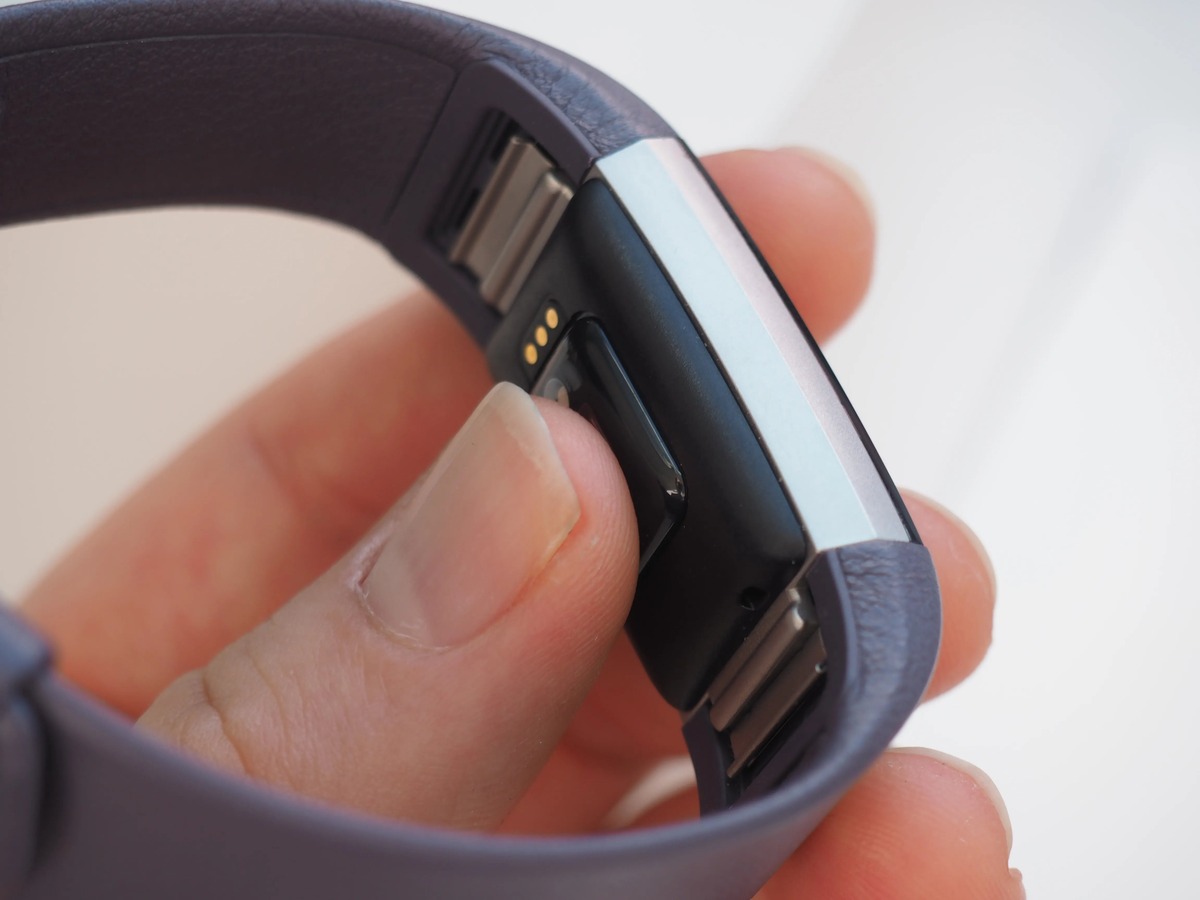 how-to-know-if-your-fitbit-charge-2-is-charging