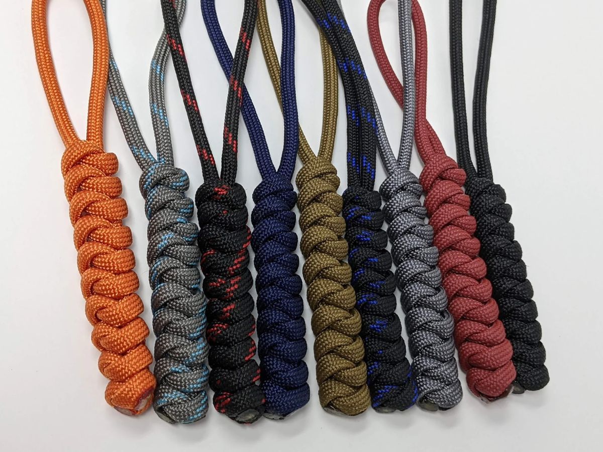 how-to-make-a-snake-knot-lanyard