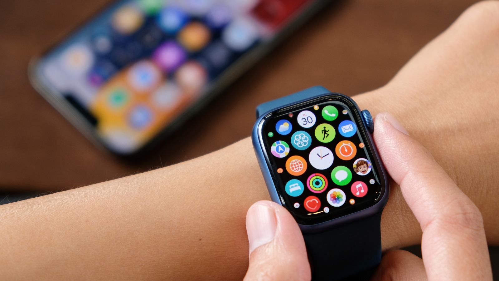 how-to-put-sim-card-in-apple-watch