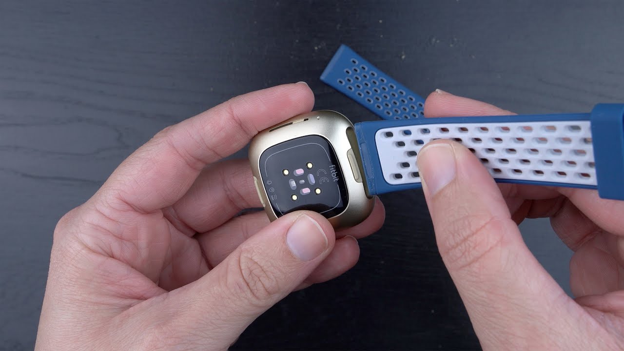 how-to-remove-fitbit-versa-band