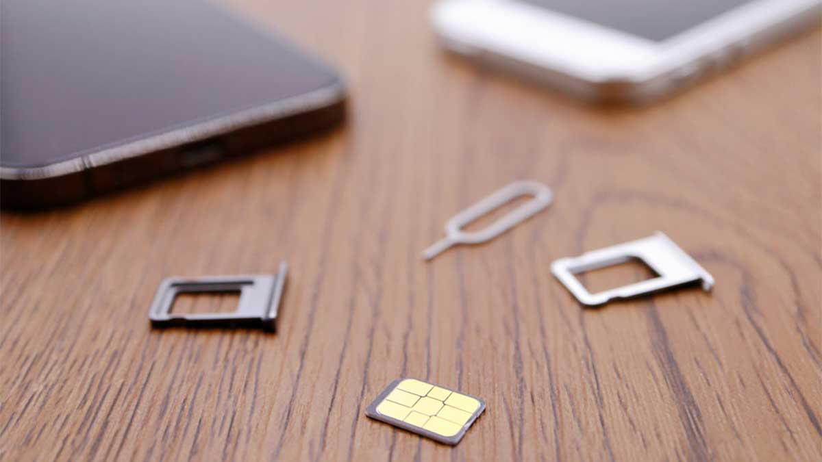how-to-swap-iphone-sim-card