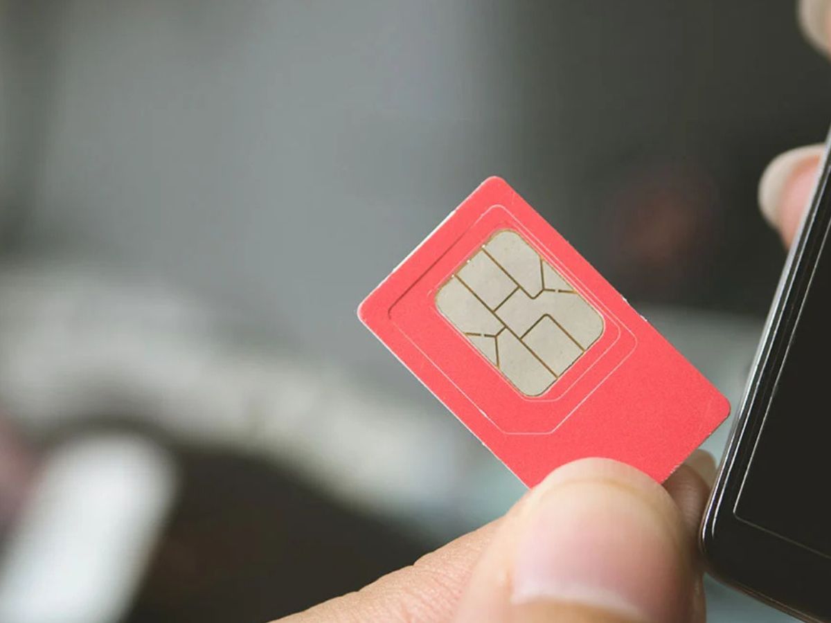 how-to-use-a-sim-card-when-traveling