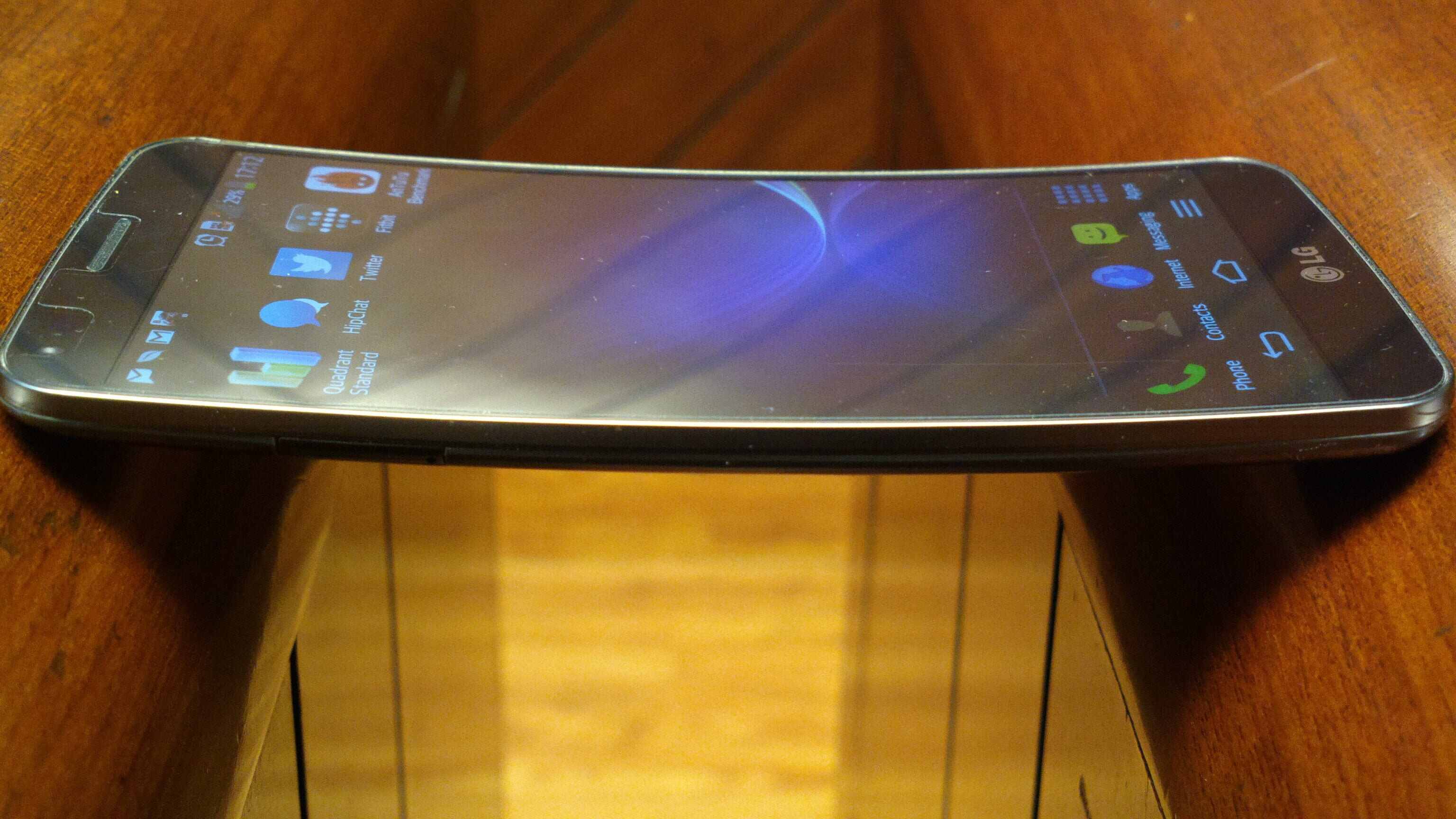 lg-g-flex-10-problems-users-have-and-how-to-fix-them