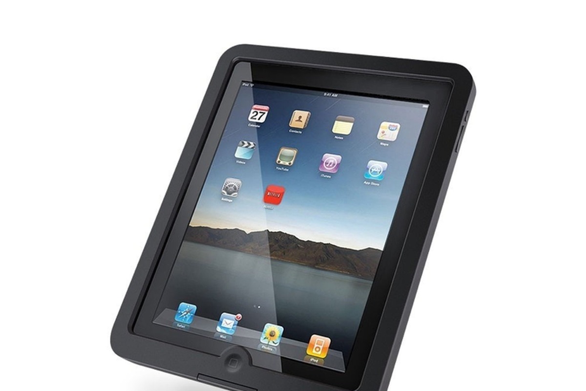 life-in-the-nuud-lifeproof-introduces-the-first-heavy-duty-waterproof-ipad-case