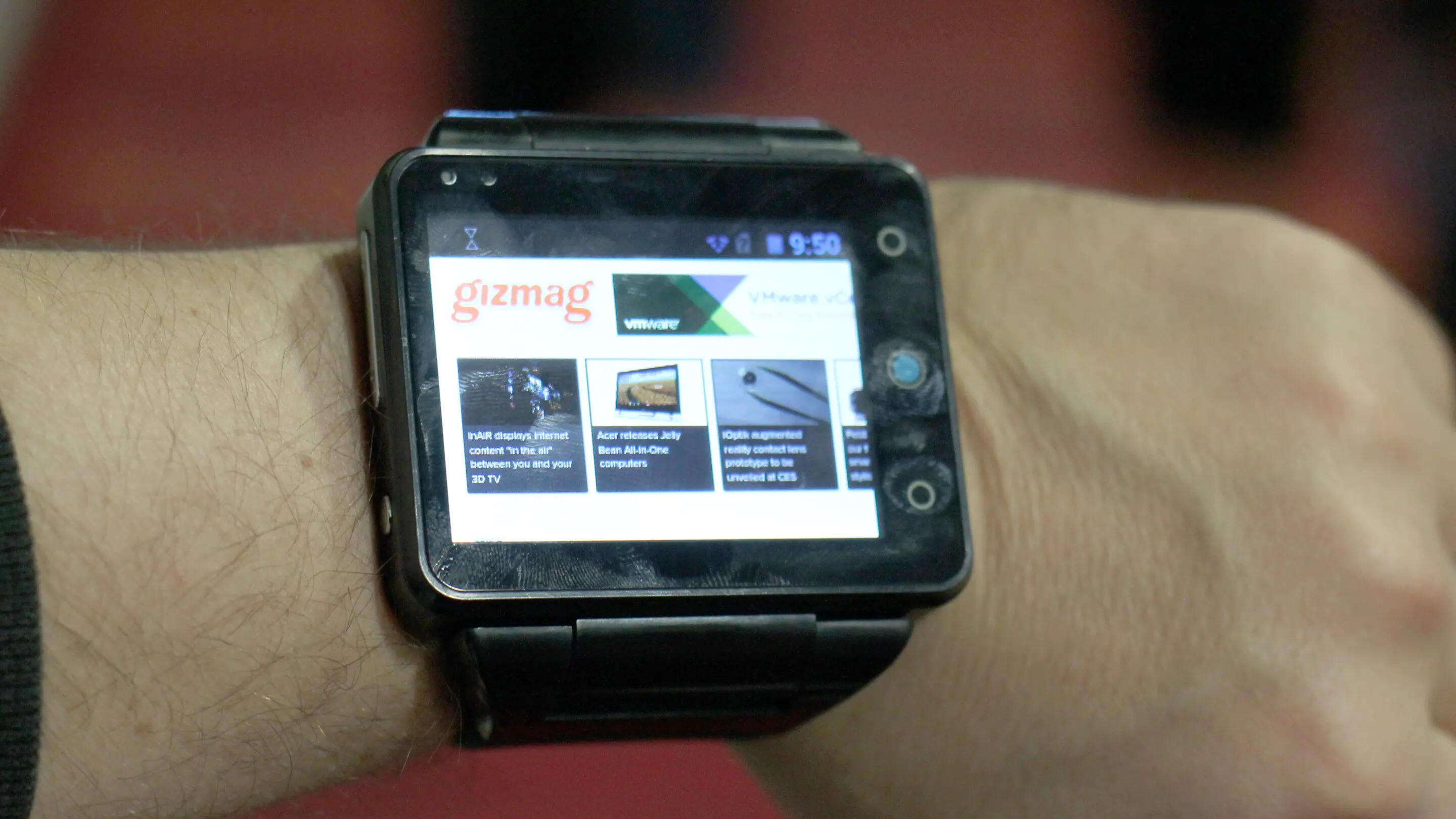 neptune-pine-smartwatch-launches-on-kickstarter