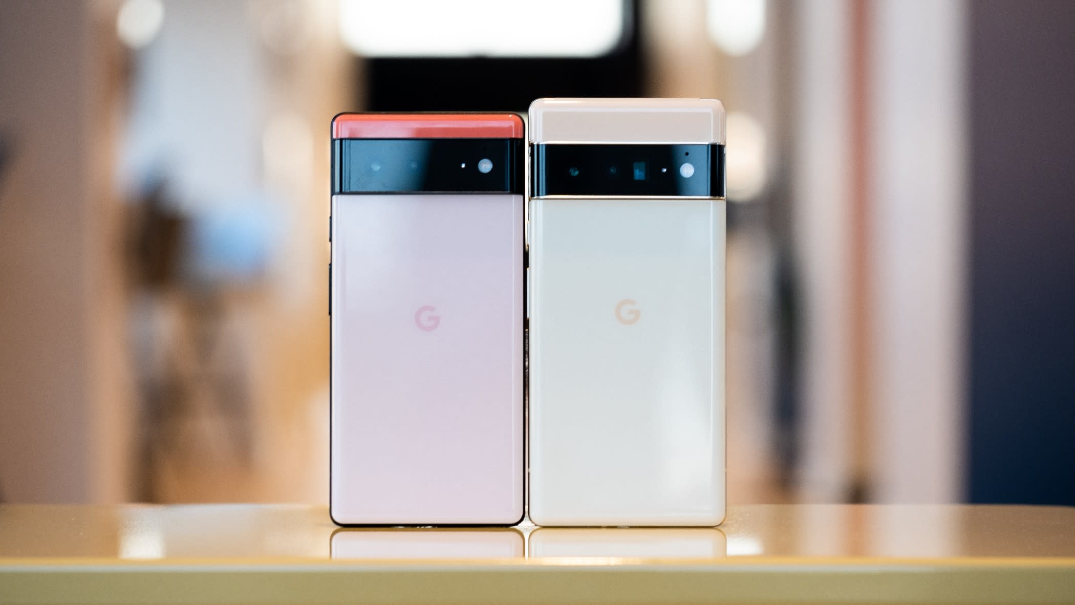 oneplus-6-vs-google-pixel-2-xl-what-difference-does-300-make