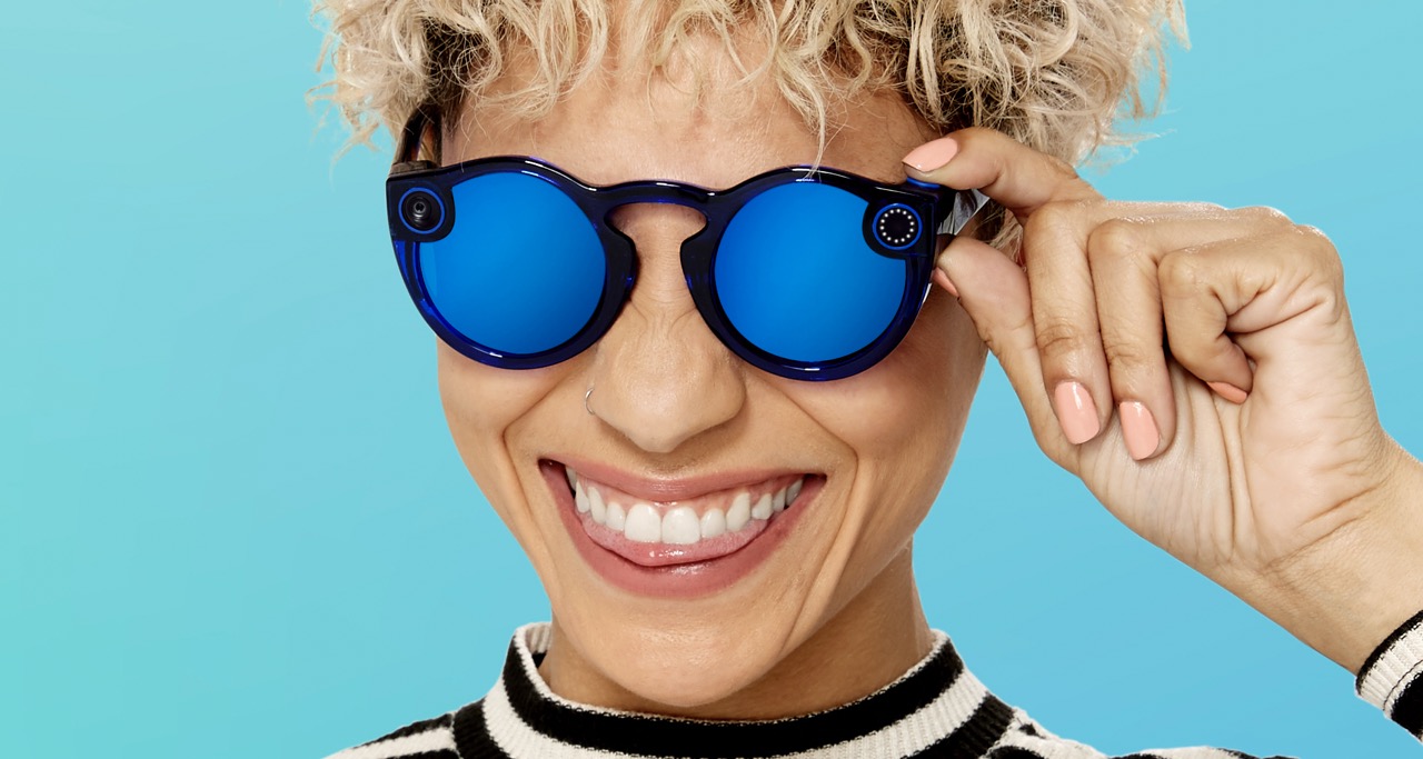 prepare-your-face-new-snapchat-spectacles-2-frames-launch