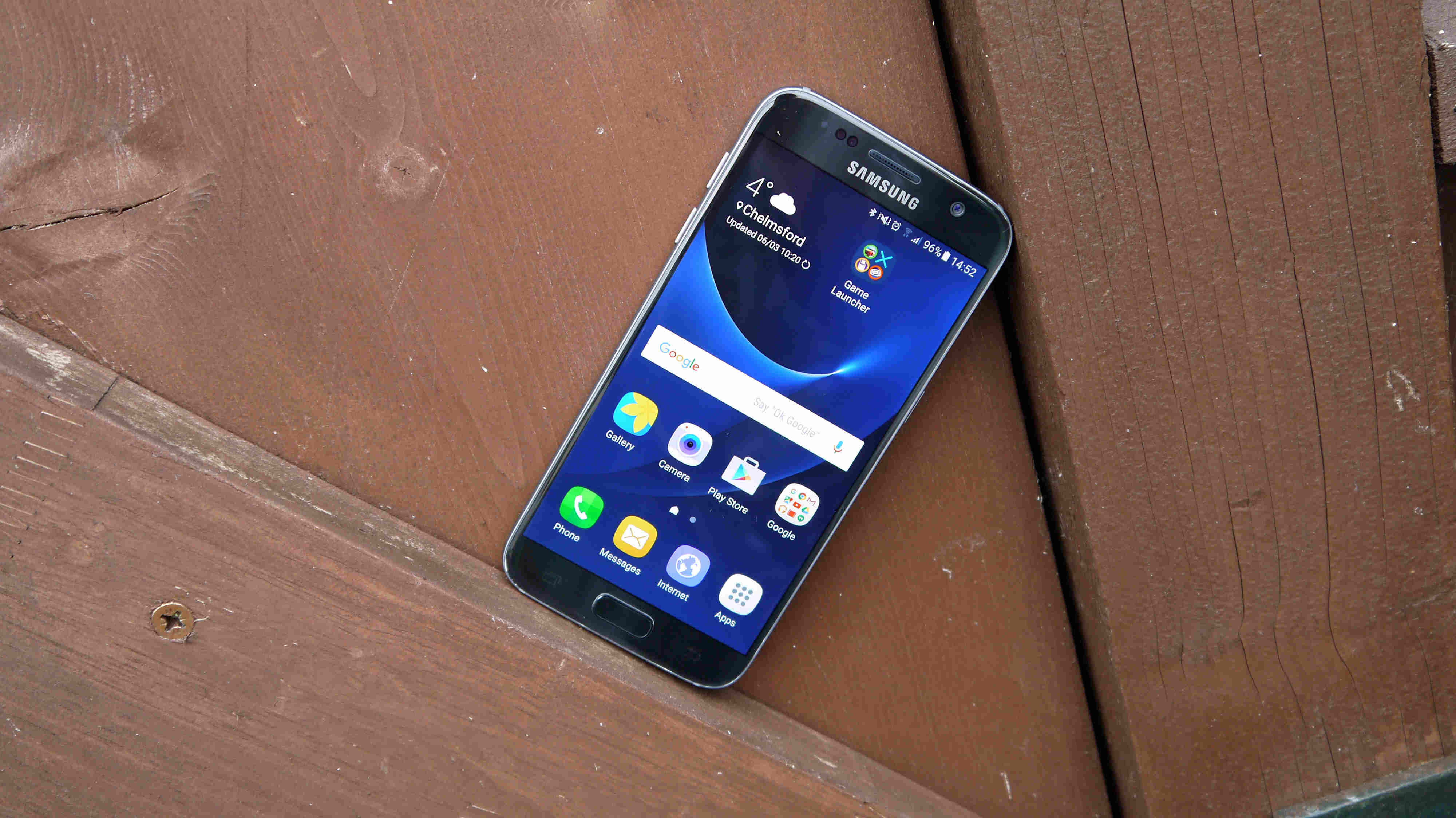 report-the-galaxy-s7-edge-has-no-heating-issues-still-lags