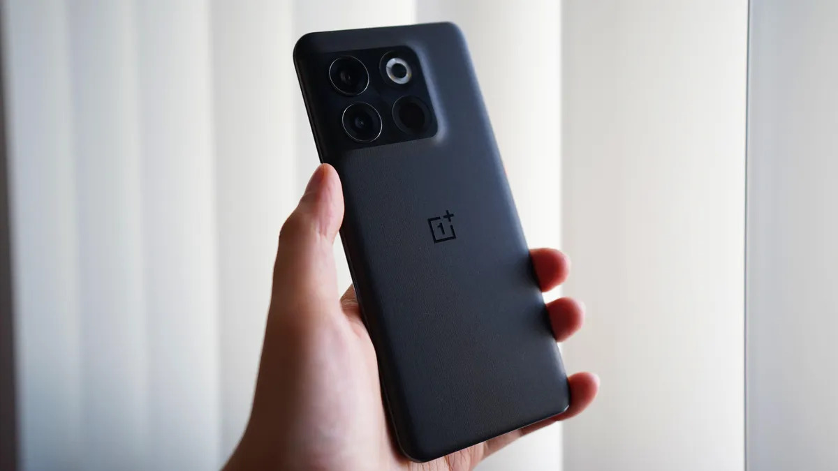 the-best-oneplus-10t-cases-and-covers-for-2022
