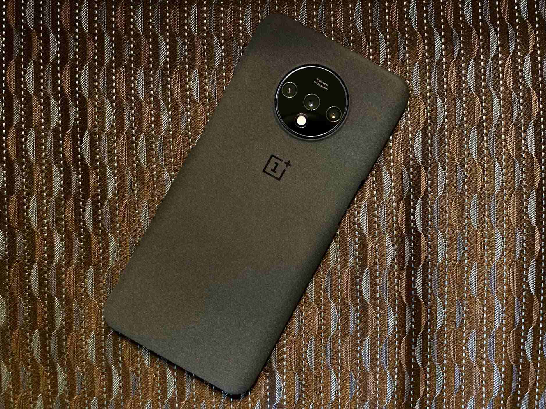 the-best-oneplus-7t-cases-and-covers
