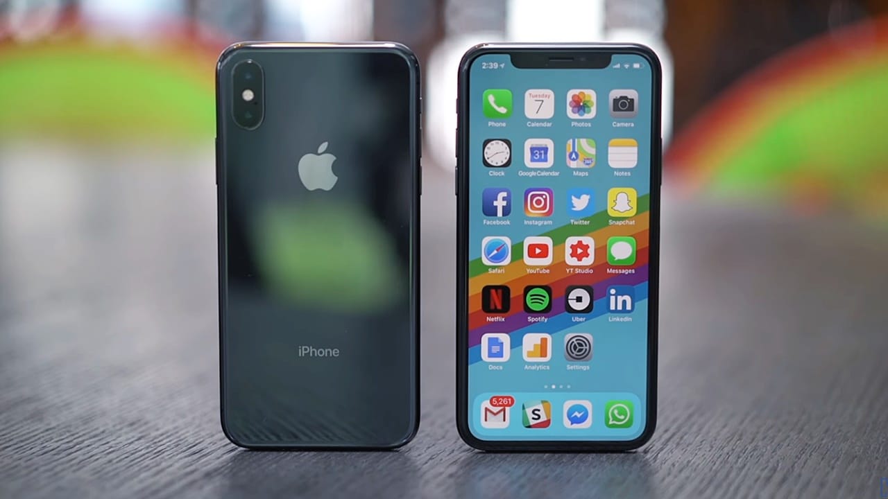 the-iphone-x-may-be-hurting-apples-iphone-8-pre-orders