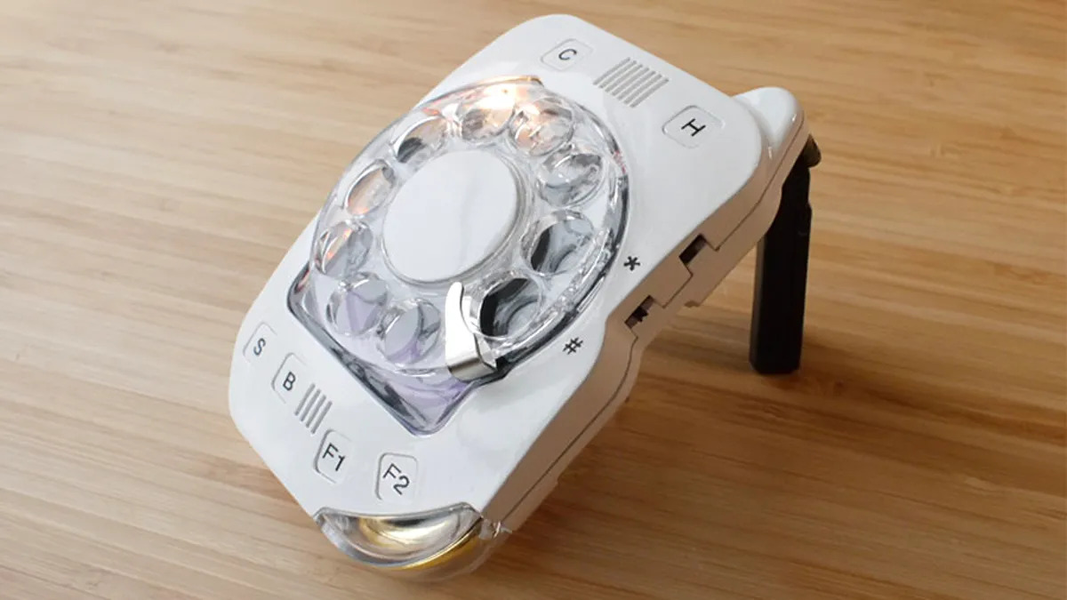 this-rotary-cell-phone-actually-works-and-you-can-buy-it