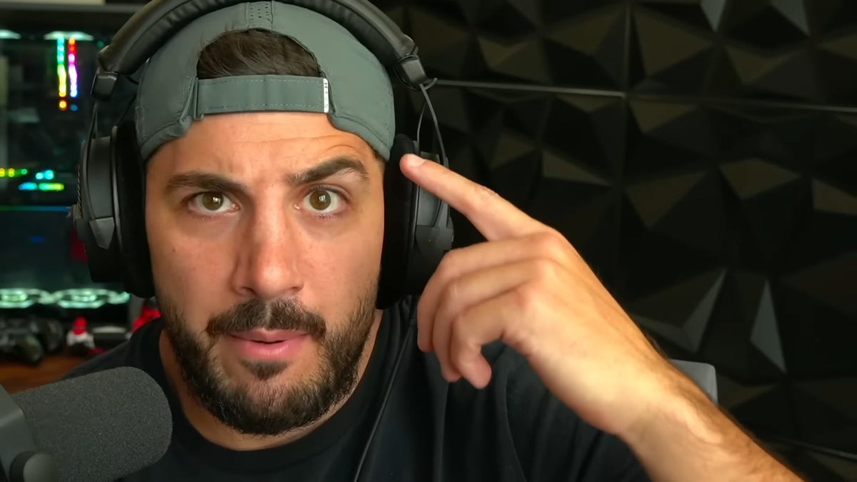 what-gaming-headset-does-nickmercs-use