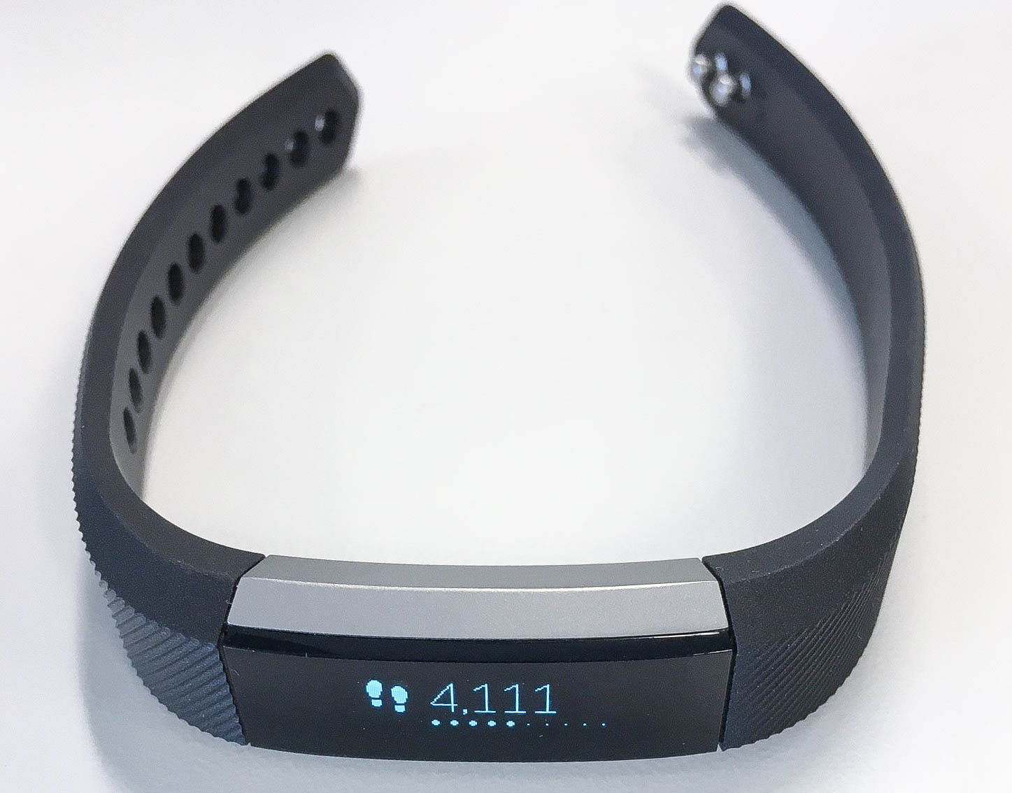 What Is Fitbit Alta Tracker | CellularNews
