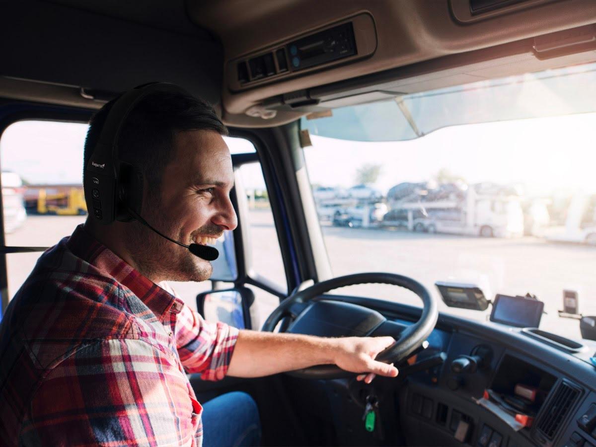 what-is-the-best-headset-for-truck-drivers