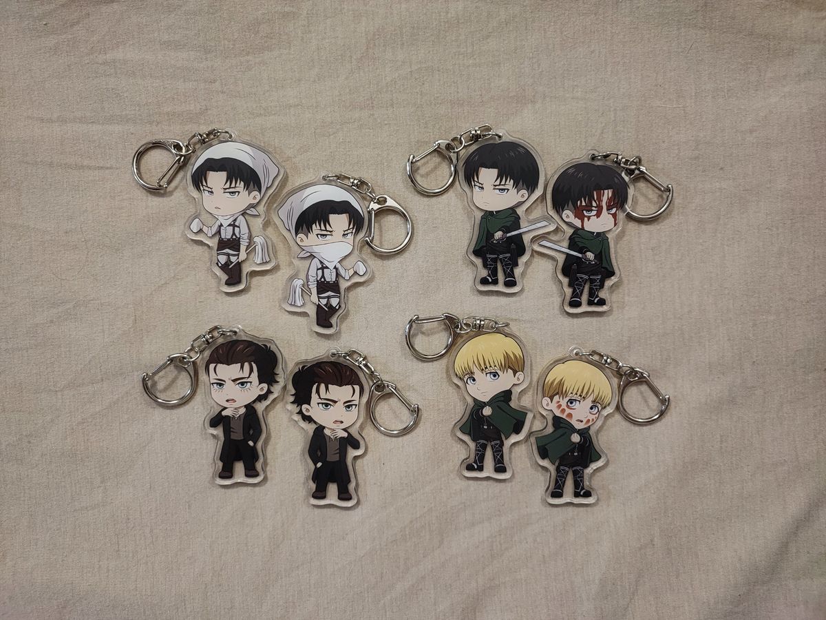 15 Best Attack On Titan Phone Charm For 2024