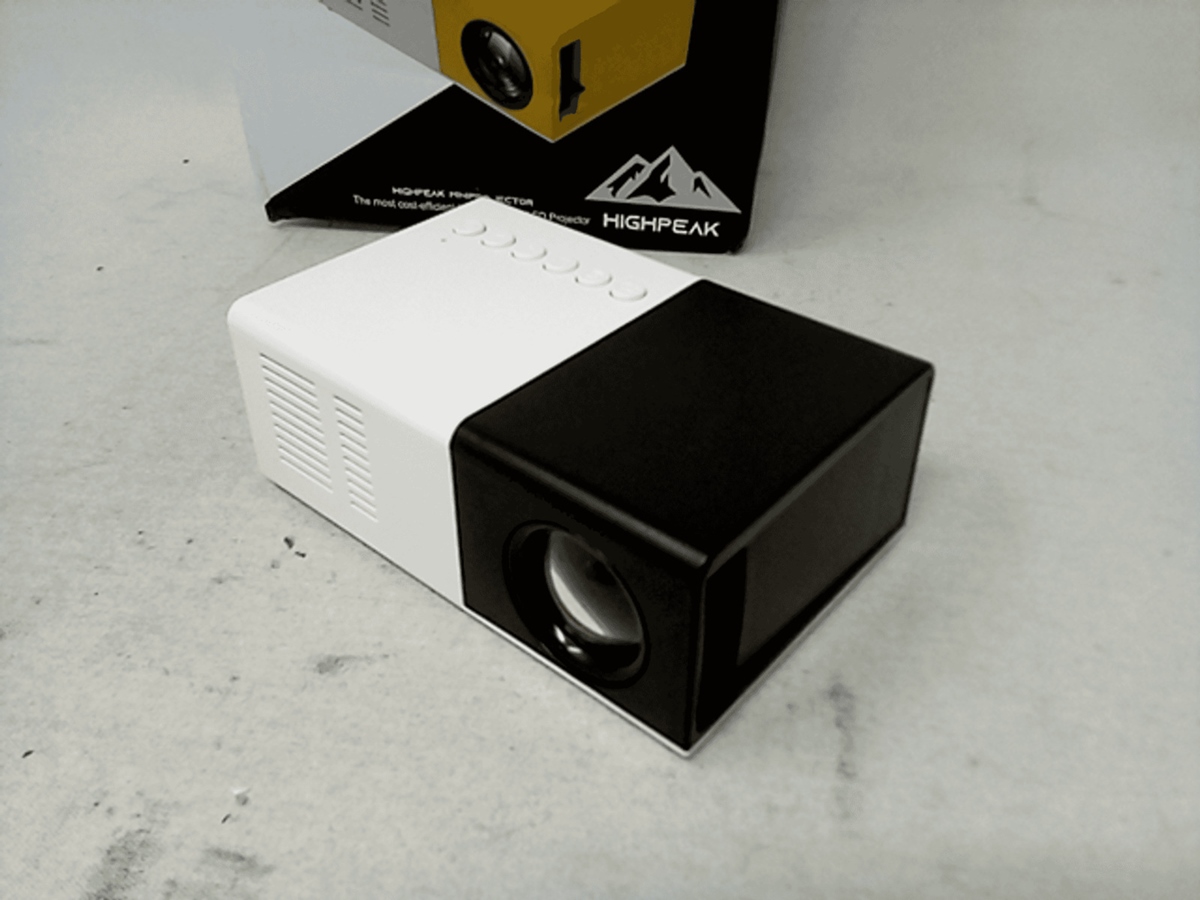 how-to-connect-a-high-peak-mini-projector-to-a-phone