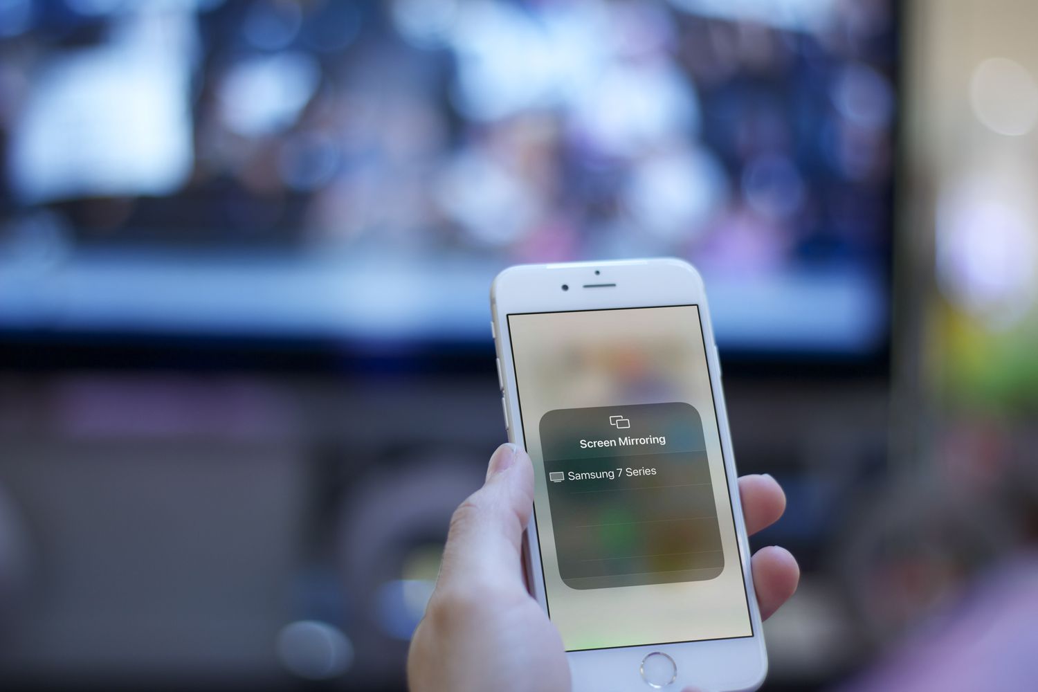 how-to-connect-a-phone-to-tv-without-wi-fi-on-iphone
