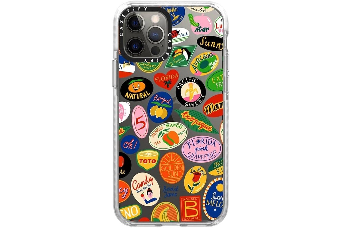 how-to-decorate-a-phone-case-with-stickers