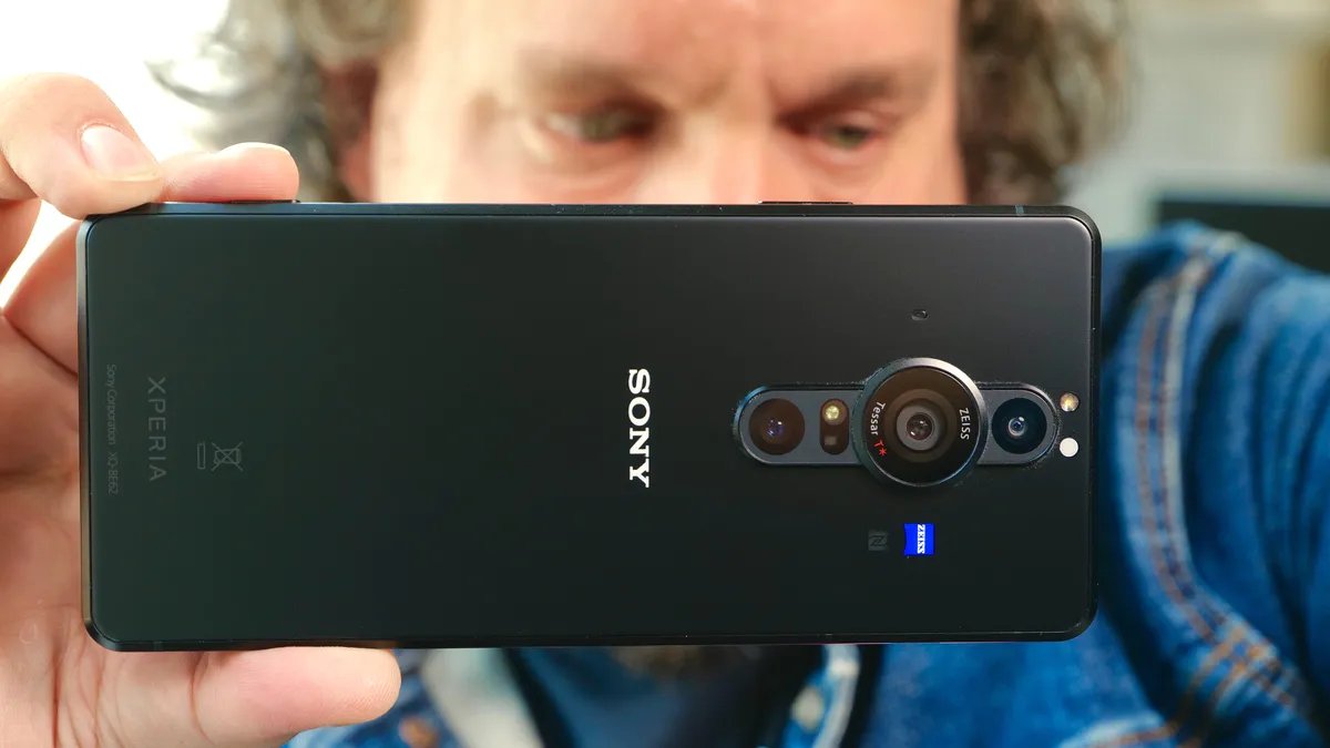 how-to-turn-camera-on-a-sony-xperia