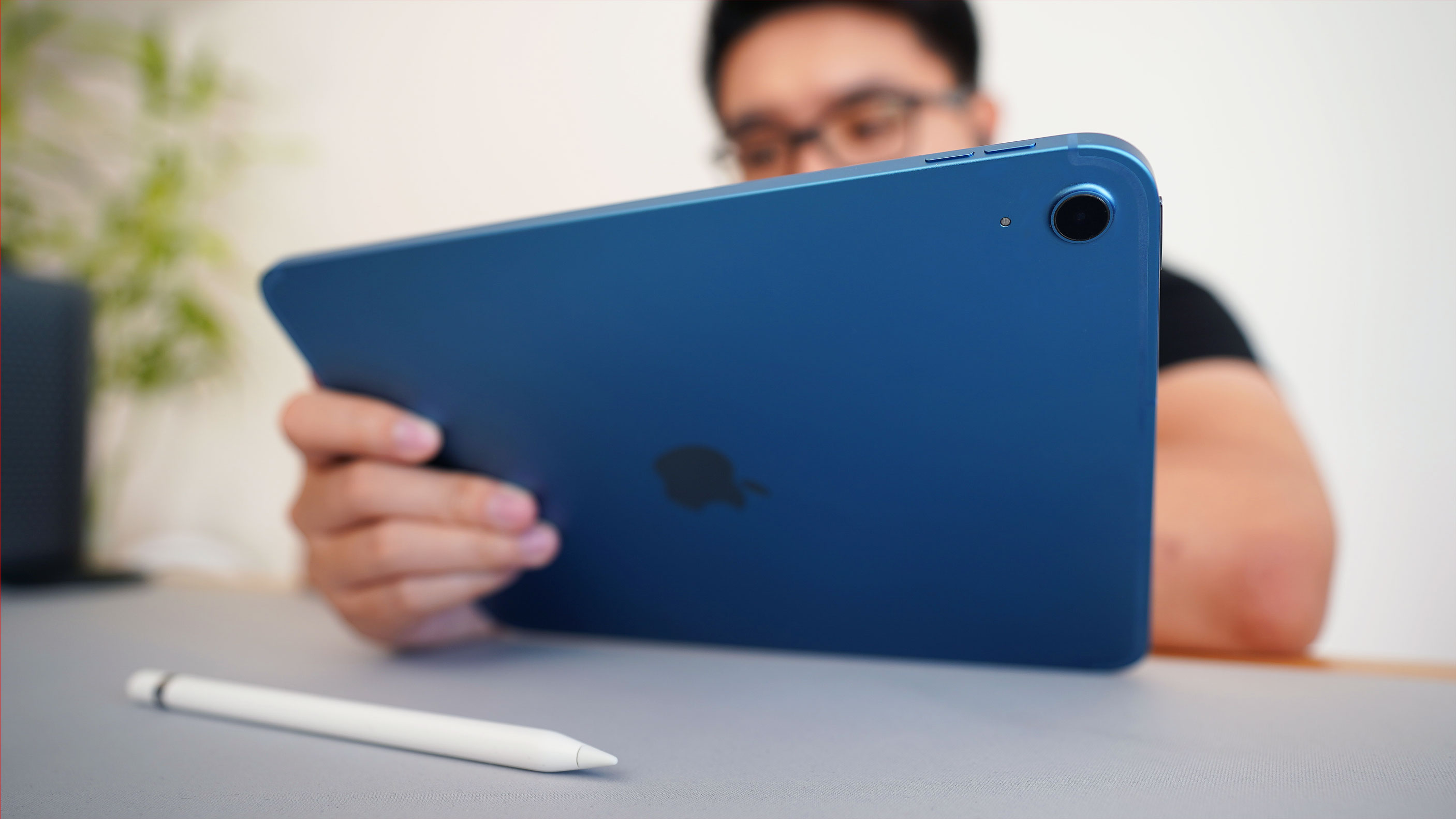 i-dont-understand-why-apple-hates-the-10th-gen-ipad-so-much