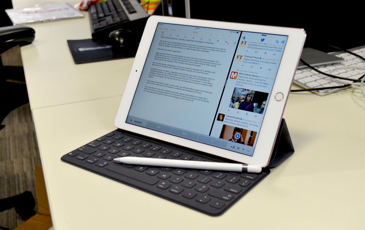 ipad-pro-accessories-apple-pencil-and-apple-keyboard
