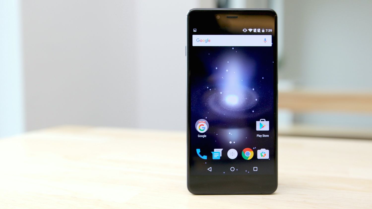 oneplus-turns-2-and-launches-champagne-oneplus-x