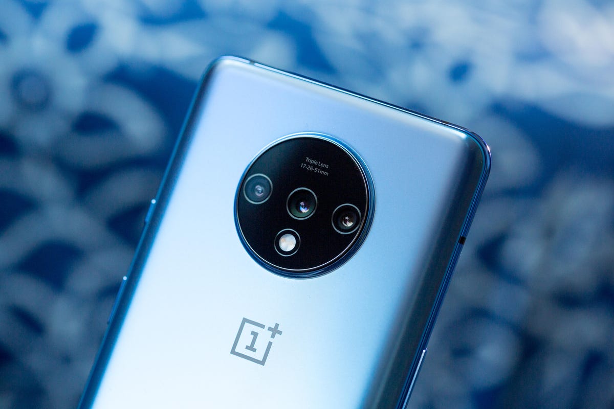 the-600-oneplus-7ts-camera-has-a-feature-the-iphone-11-lacks
