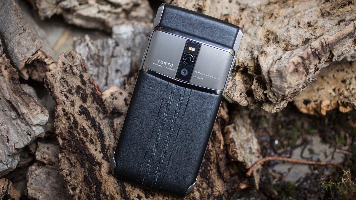 vertu-signature-touch-2015-hands-on