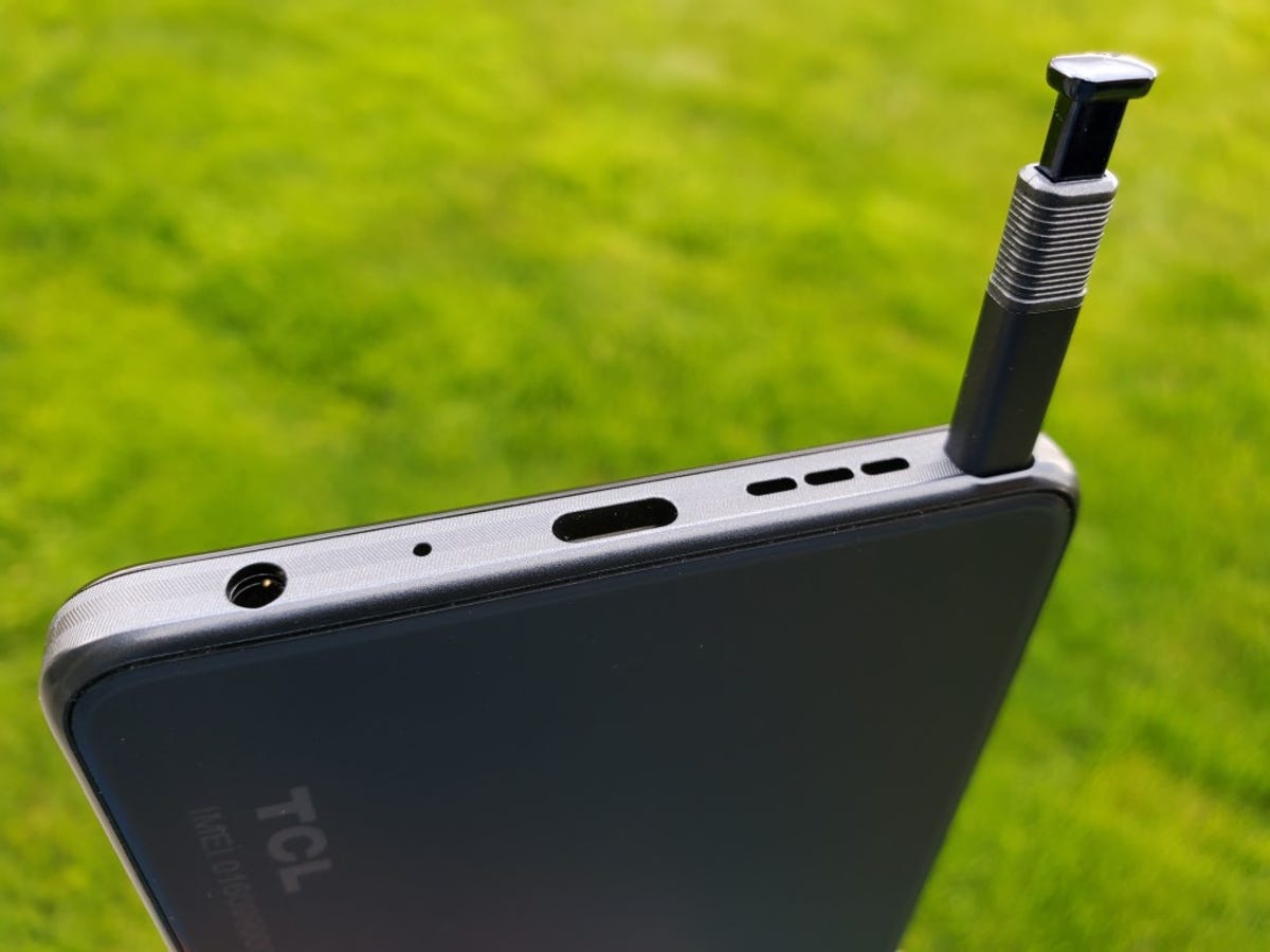 what-powers-the-tcl-stylus-5g