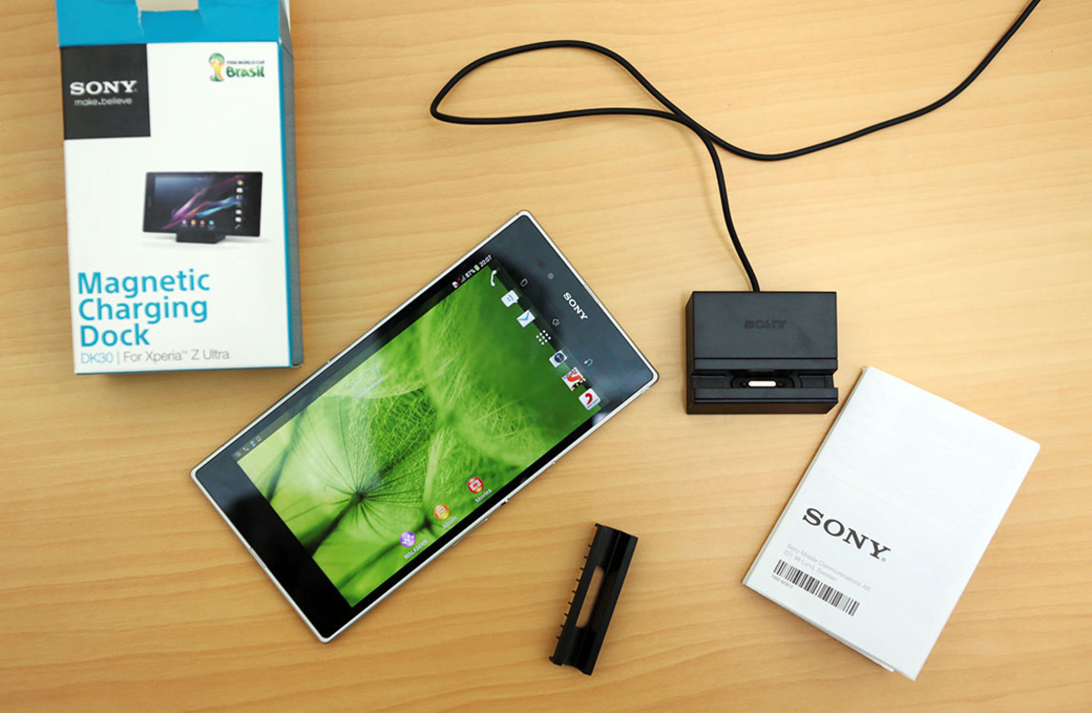 which-xperia-phones-have-a-magnetic-charger