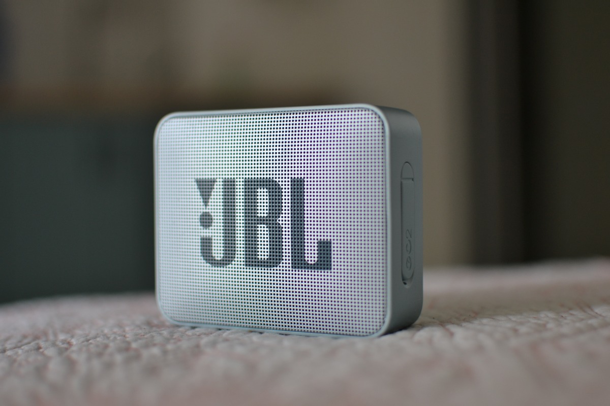 why-wont-my-jbl-speaker-connect-to-my-phone