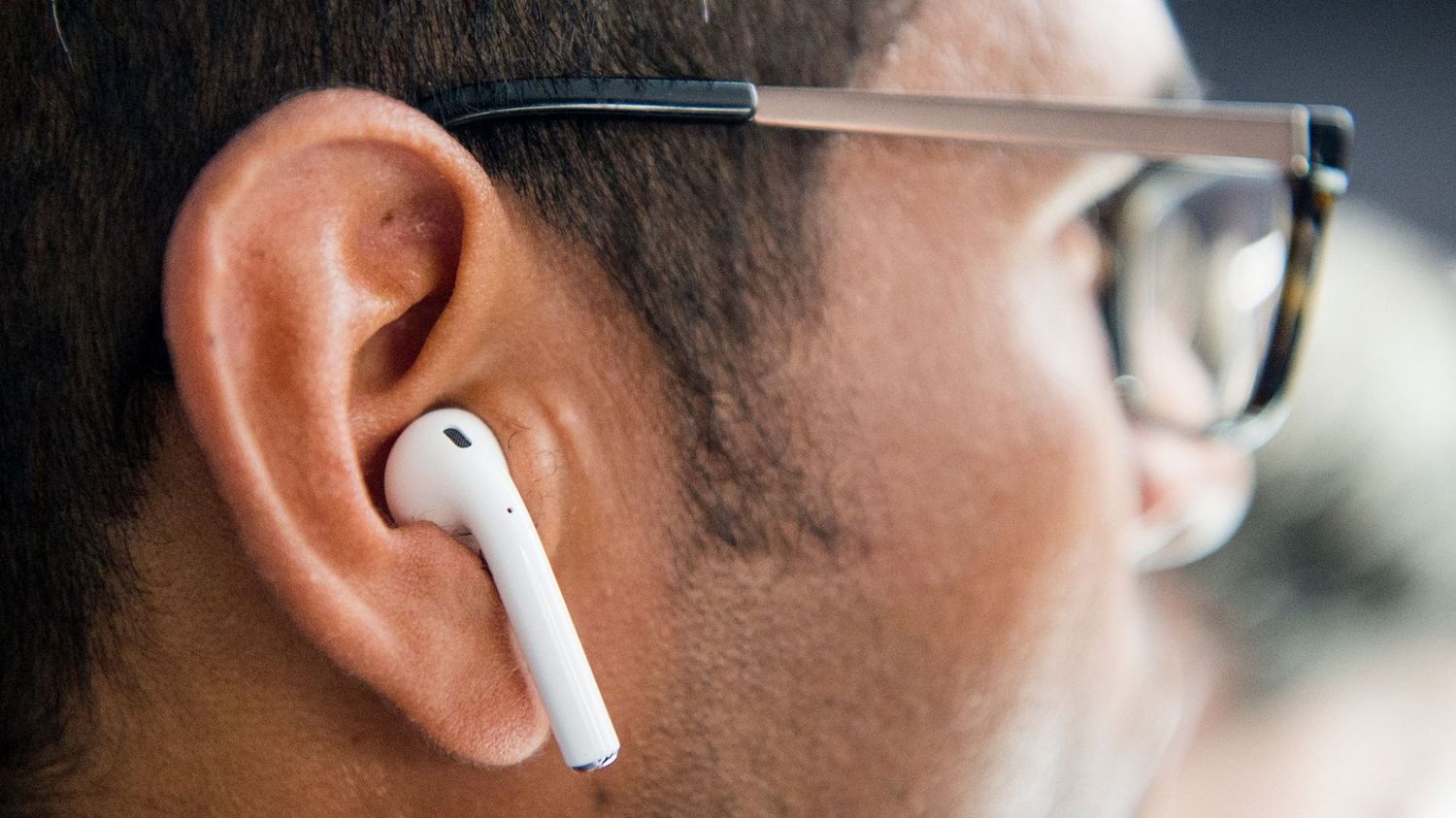 apples-airpods-are-randomly-dropping-connectivity-during-phone-calls