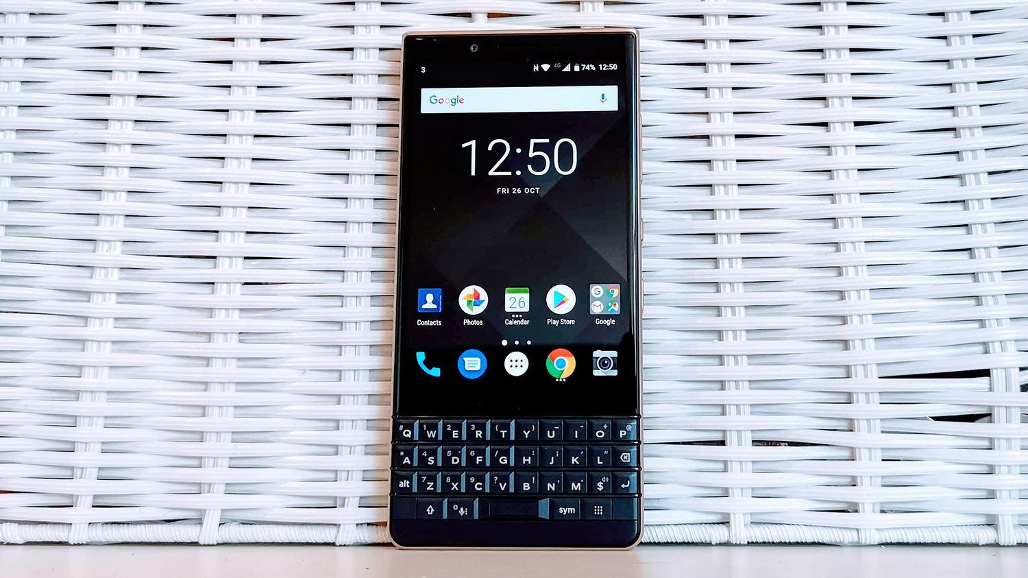 blackberry-launches-the-blackberry-smartphone-fan-league