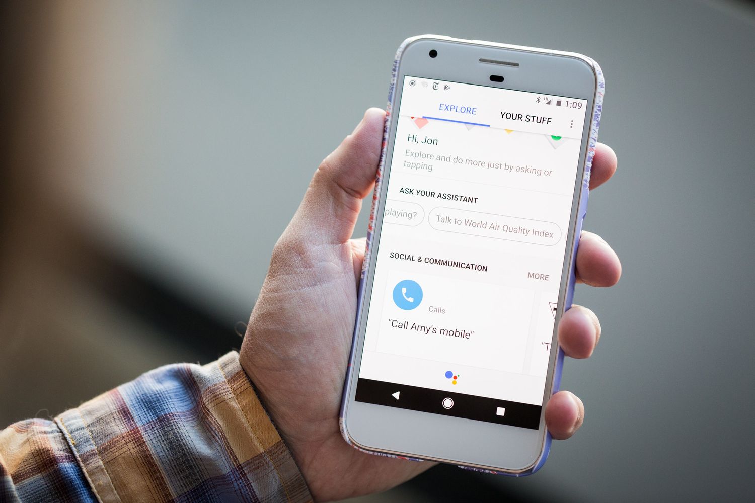 google-assistants-interpreter-mode-is-coming-to-mobile-phones